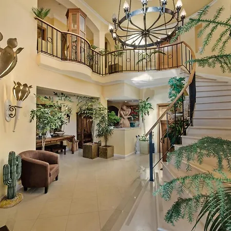 Sleeps 12 With Pool Air Con And Wifi Patroves