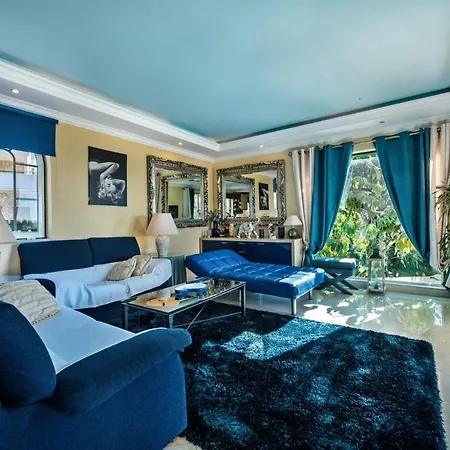 Sleeps 12 With Pool Air Con And Wifi * Patroves
